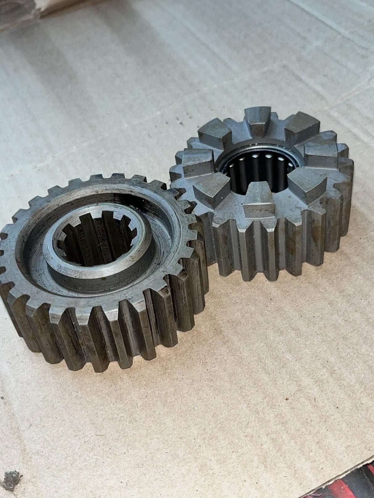 extremely rare NOS Halibrand Jr. 2-Speed Transaxle from the early/mid 1960s. - Image 7