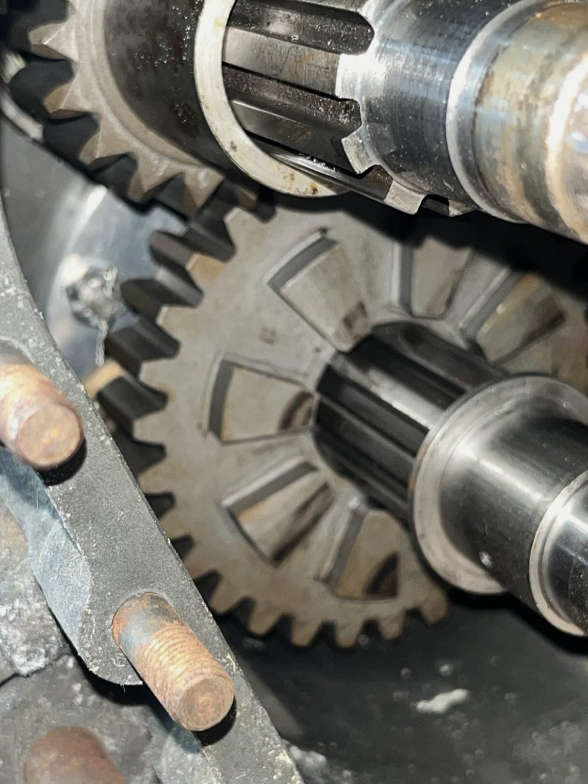 extremely rare NOS Halibrand Jr. 2-Speed Transaxle from the early/mid 1960s. - Image 4