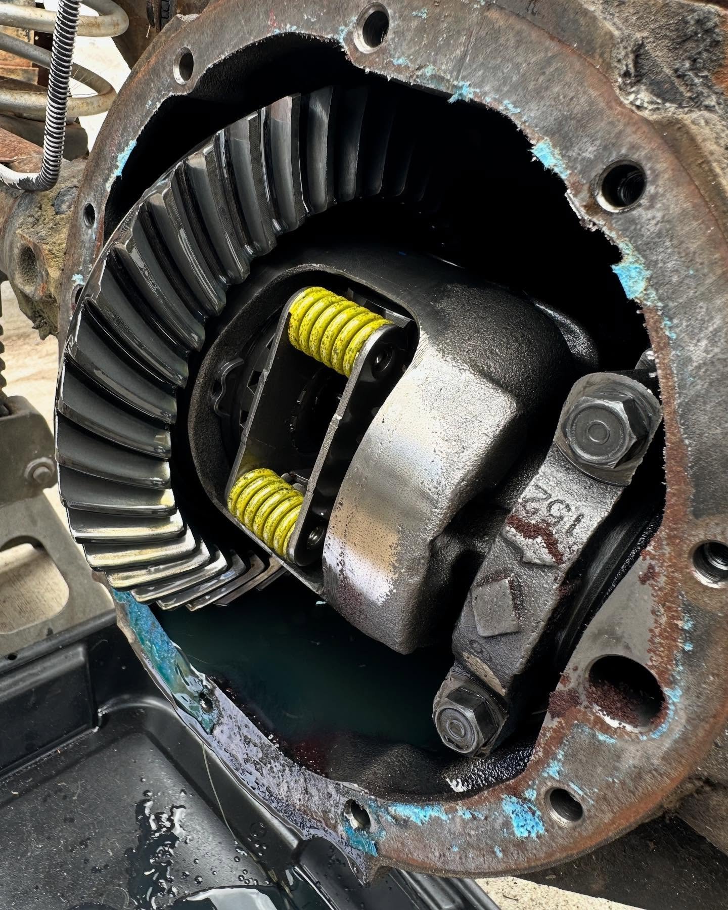 68-72 GM a body Posi rear end with Disc brakes. - Image 4