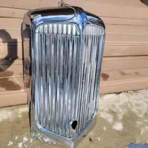 1931-34 chrysler imperial grille