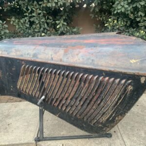 1933 Ford hood.