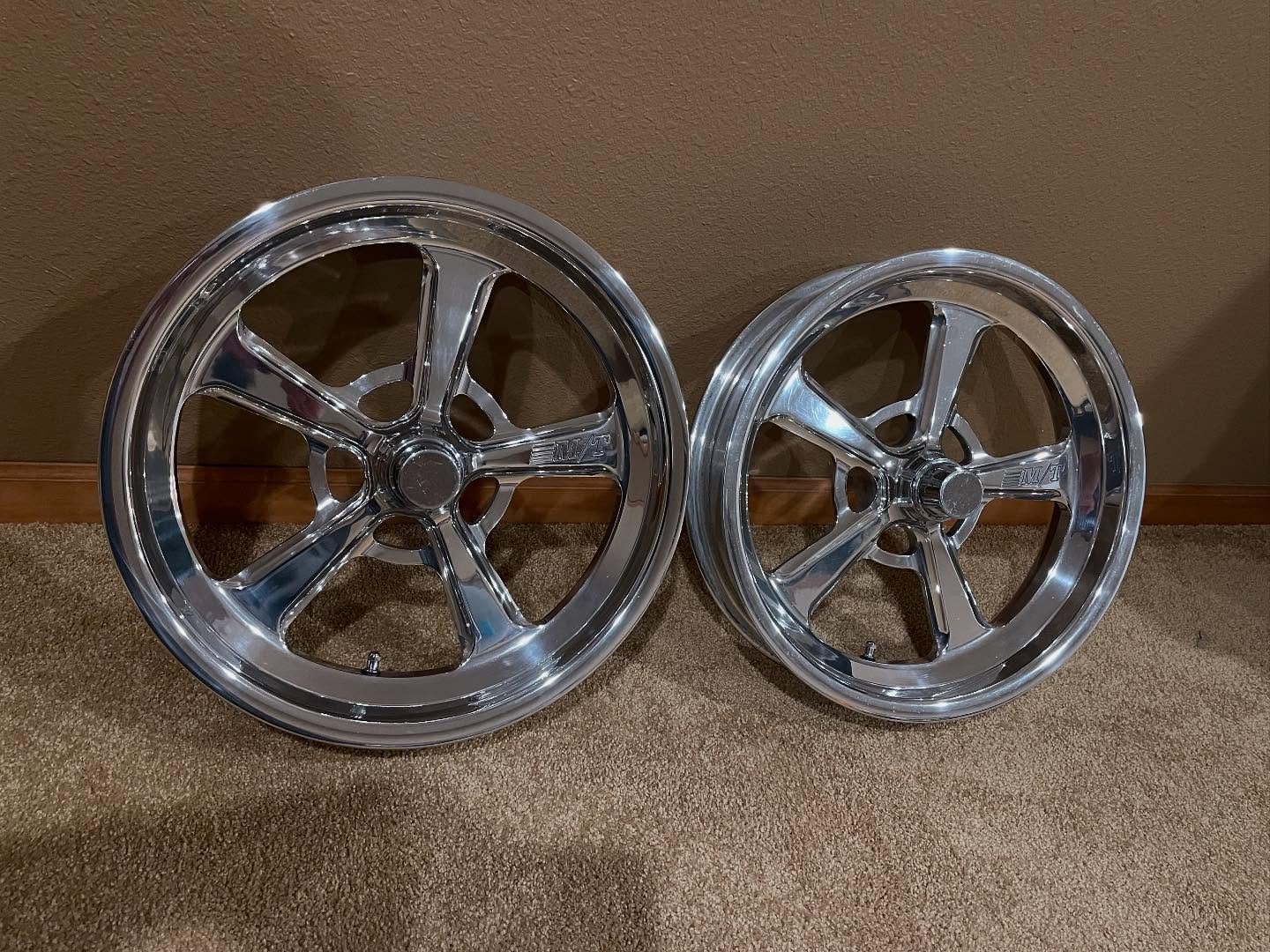Thompson Pro 5 Spindle Mount wheels - Image 4