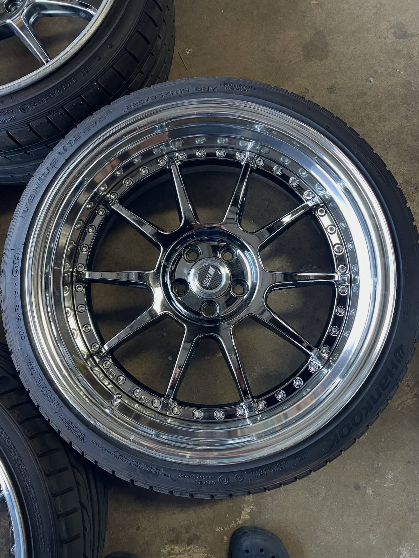 SSR Sp3R wheels in 19x8.5/9.5 +18 offset 5x100. - Image 5