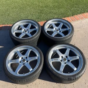 19 inch Volk Racing Rays Engineering TE37 with concave faces.