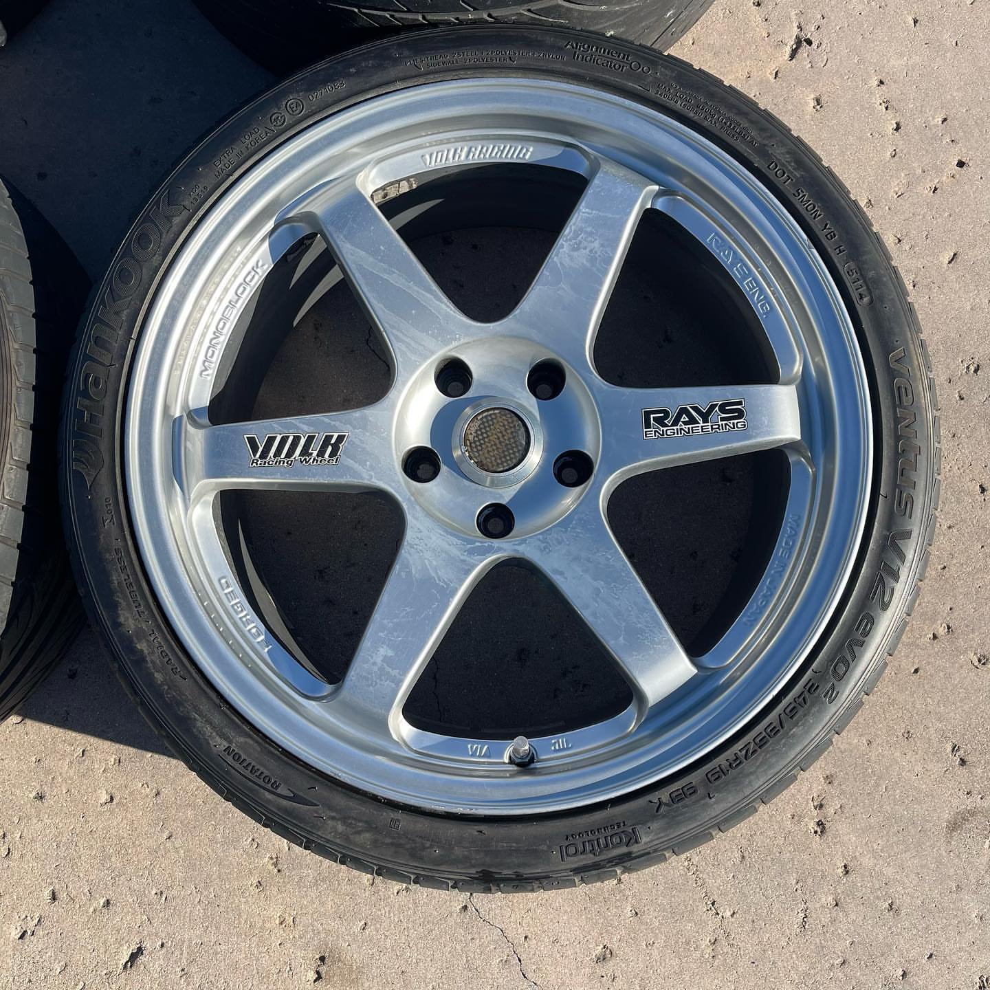 19 inch Volk Racing Rays Engineering TE37 with concave faces. - Image 6