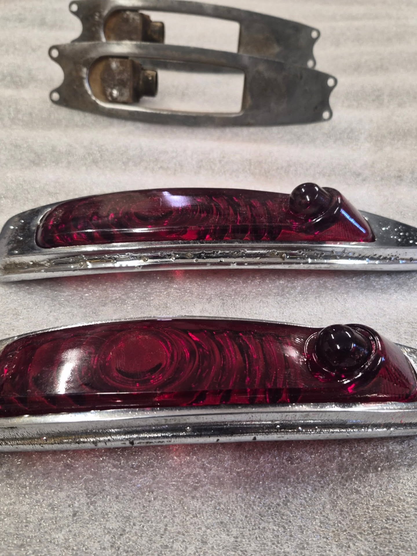 1941 Studebaker taillights - Image 6
